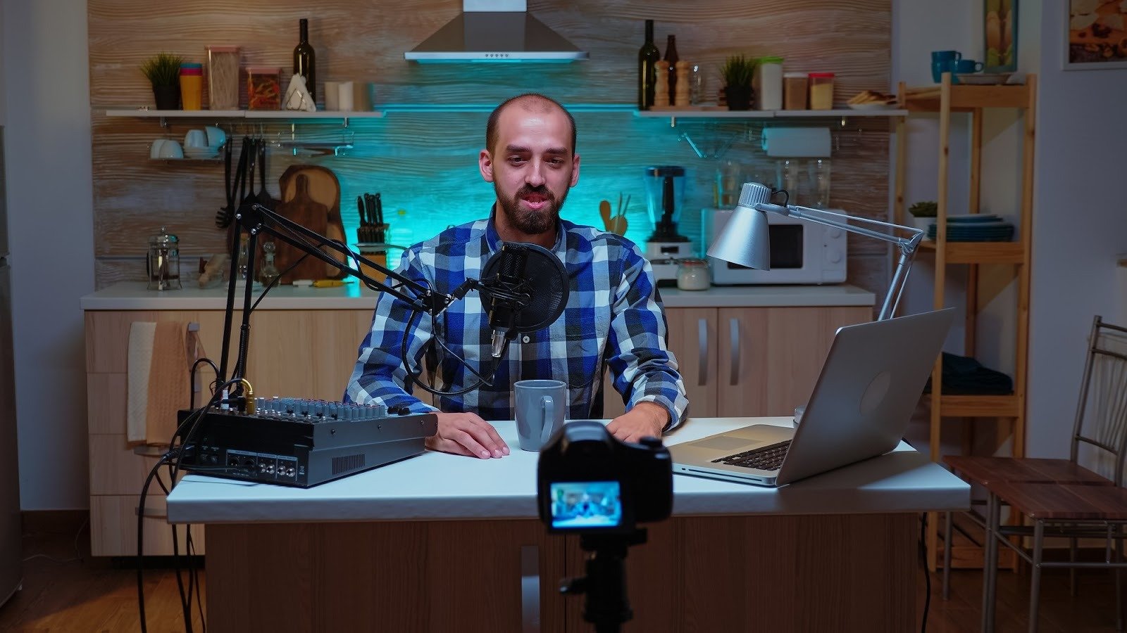 How Brands Use WAN AI to Evergreen Their Product Videos